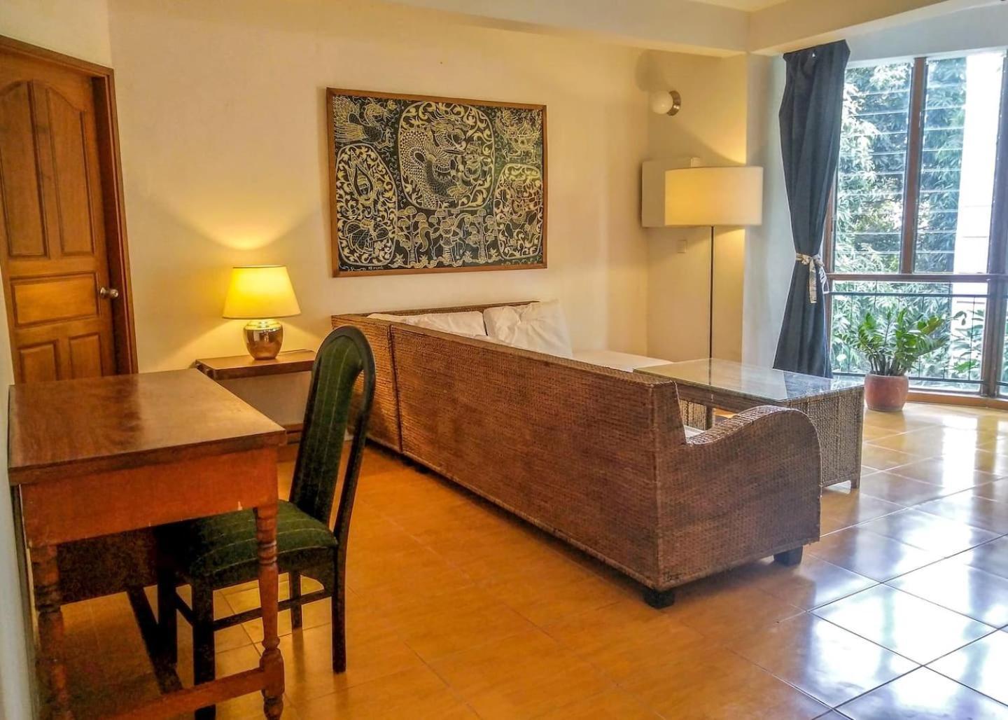 Hotel Yk Art House Phnom Penh Esterno foto