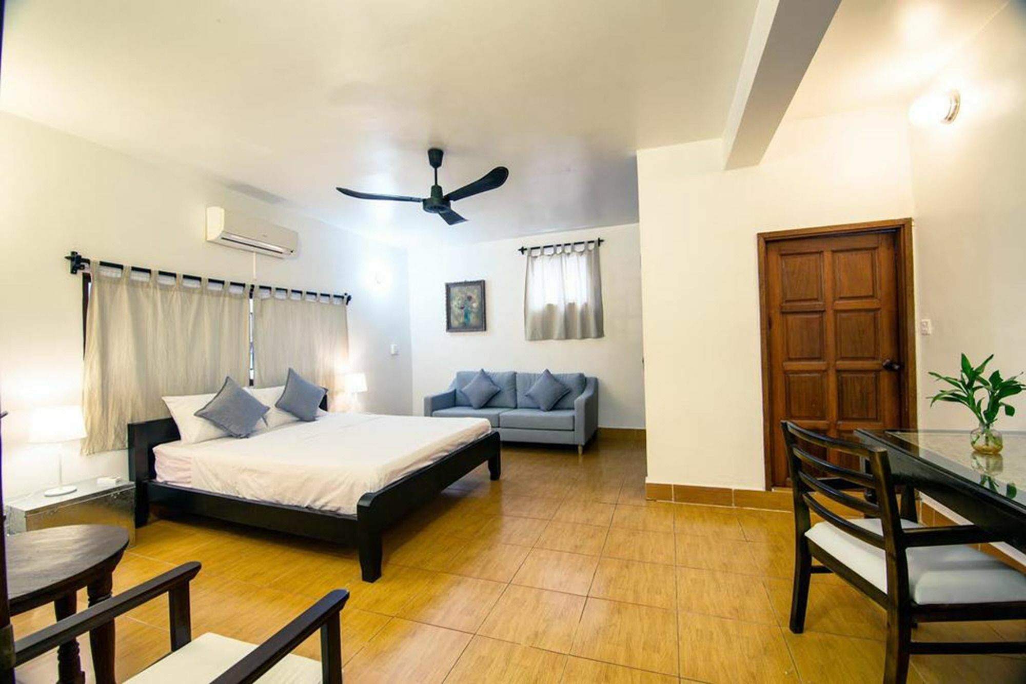 Hotel Yk Art House Phnom Penh Esterno foto