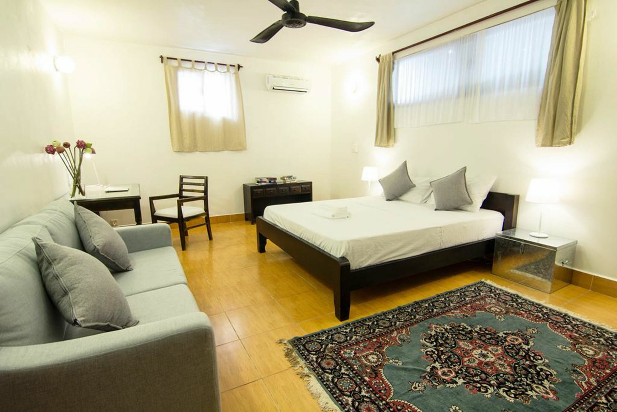 Hotel Yk Art House Phnom Penh Esterno foto