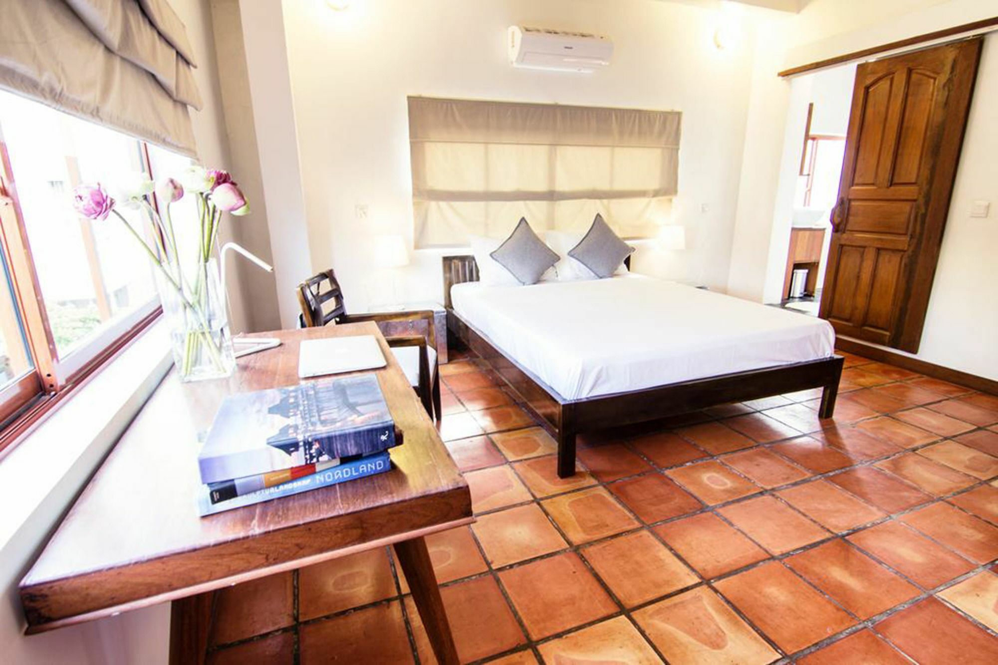 Hotel Yk Art House Phnom Penh Esterno foto